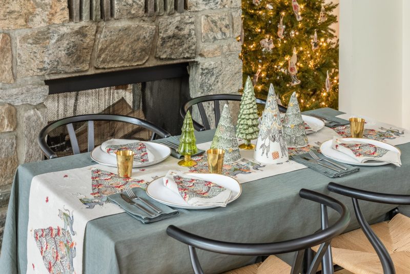 CoralandTusk Christmas TableLinens RockingChristmas