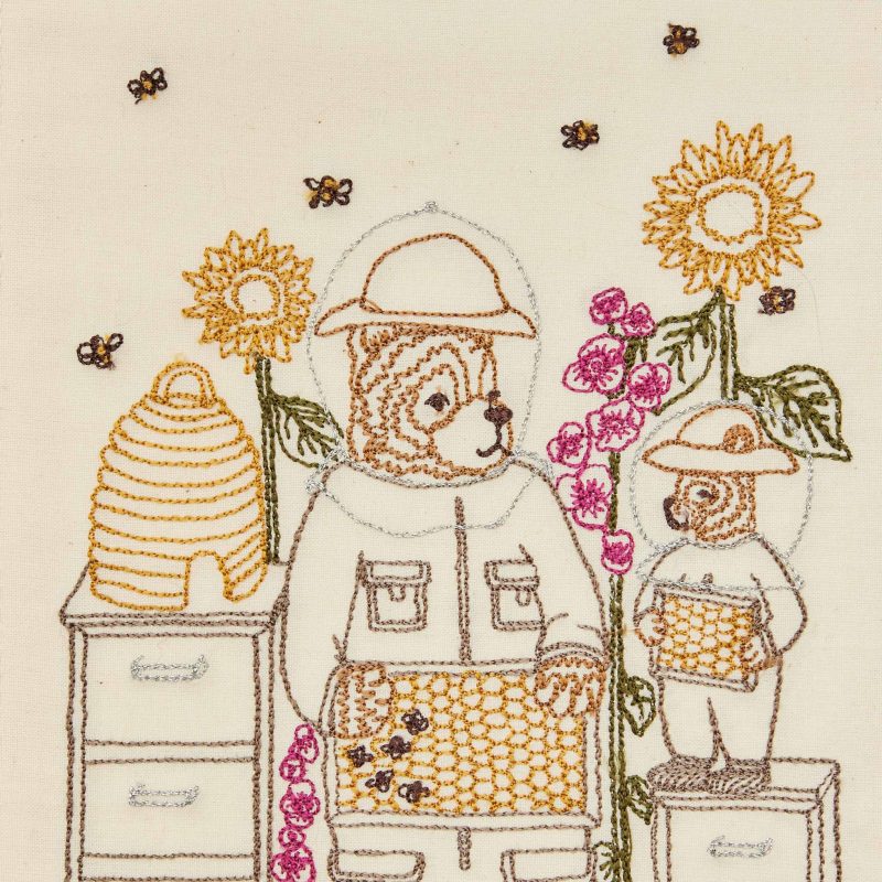 coralandtusk card beekeeper bears detail