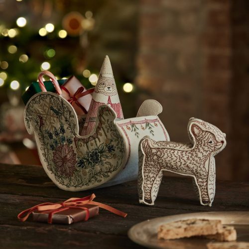 coralandtusk christmas decorative objects santa sleigh