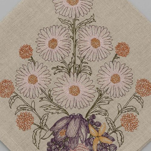 coralandtusk dinner napkin daisy 1 detail