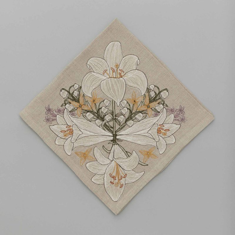 coralandtusk dinner napkin lilies 1