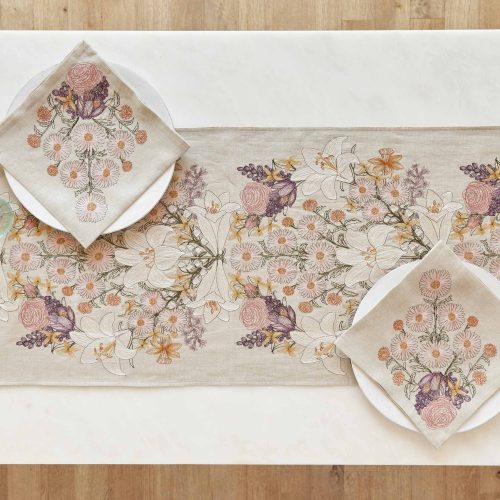 coralandtusk spring table runner lilies daisies 2