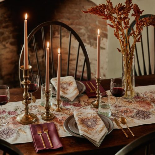 coralandtusk table dining autumn blossoms linens 3