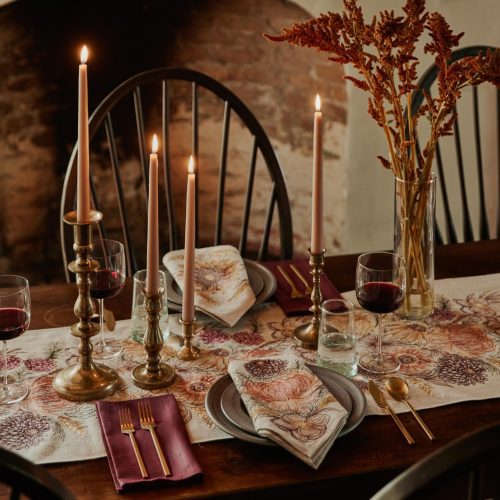 coralandtusk table dining autumn blossoms linens 4