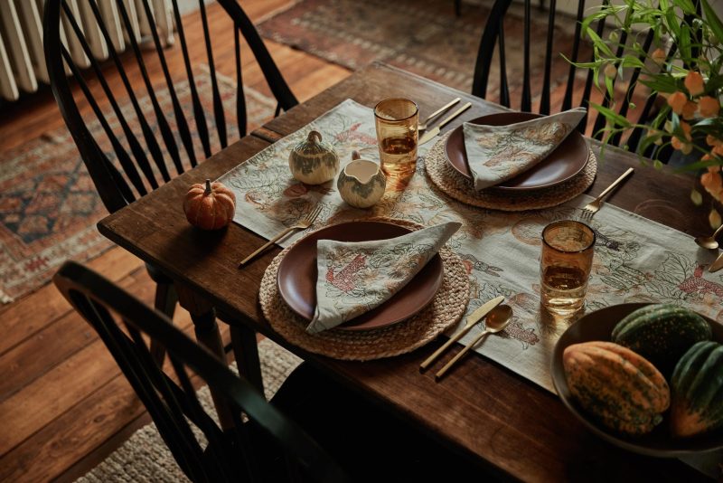 coralandtusk table dining pumpkin patch fall 5