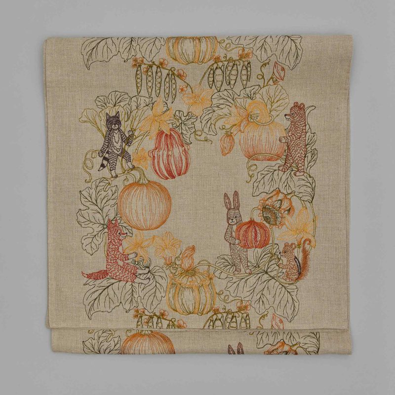 coralandtusk table runner pumpkin patch 1