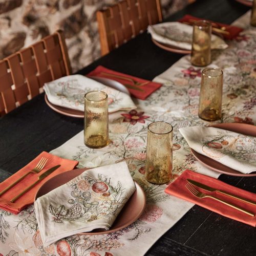 coralandtusk table winter vine napkin 2