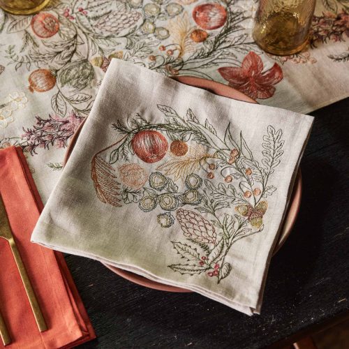 coralandtusk table winter vine napkin 3